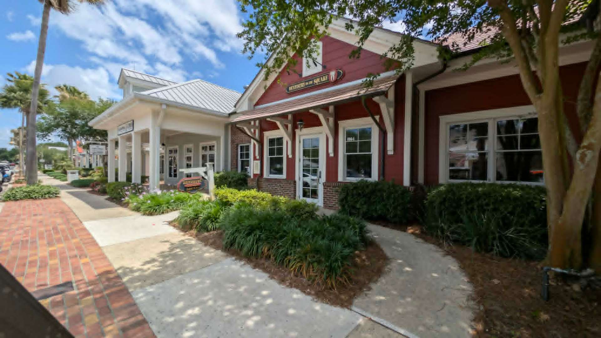 Lake Sumter Landing town square